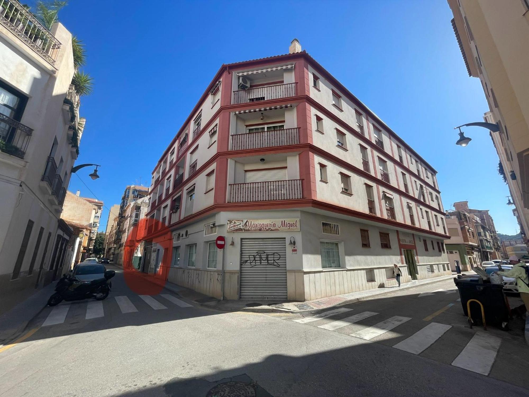 Maravilloso Apartamento Centrico De 70M2, Jardin Propio 40M2 Con Piscina Para Ninos Y Parking Opcional Málaga Dış mekan fotoğraf